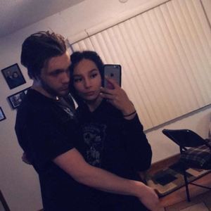 Meet your Posher, Cassandra